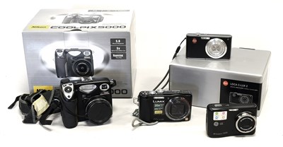 Lot 140 - Compact Cameras