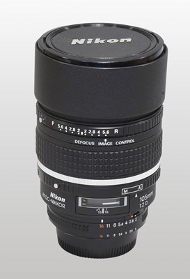 Lot 159 - Nikon Nikkor DC f2D 105mm Lens