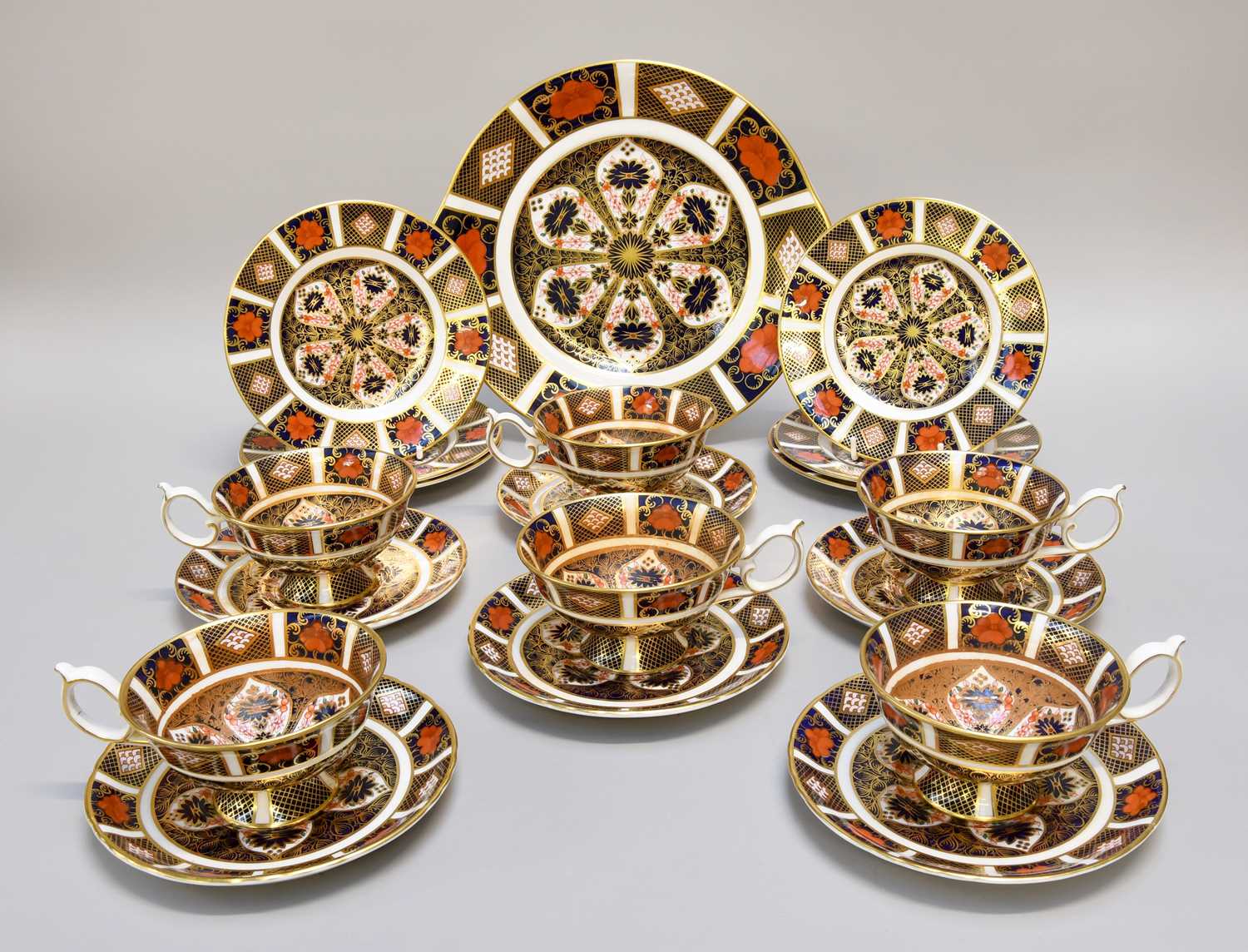 Lot 151 - A Royal Crown Derby Imari Porcelain Tea...