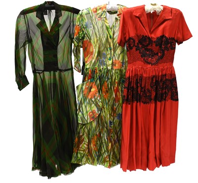 Lot 2206 - Circa 1950s Dresses comprising an Anne Fogarty...