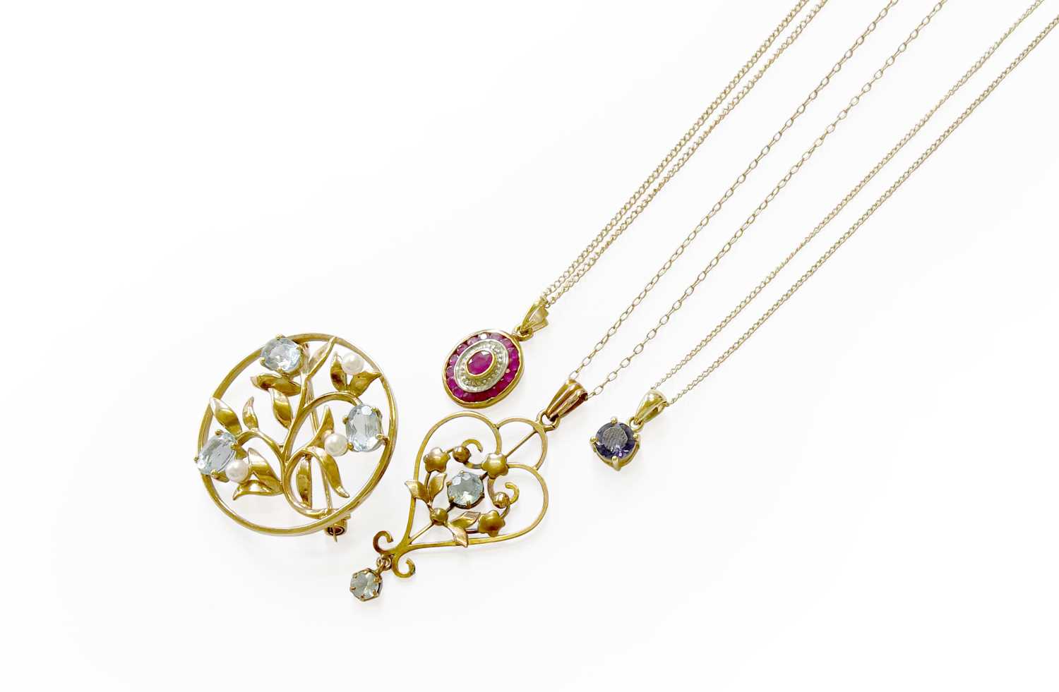 Lot 89 - A Small Quantity of Jewellery, including a 9...