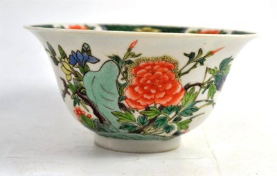 Lot 59 - Chinese famille verte bowl with Kangxi six character mark, 19th century
