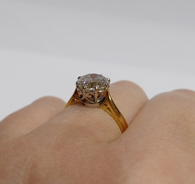 Lot 2235 - An 18 Carat Gold Diamond Solitaire Ring the...