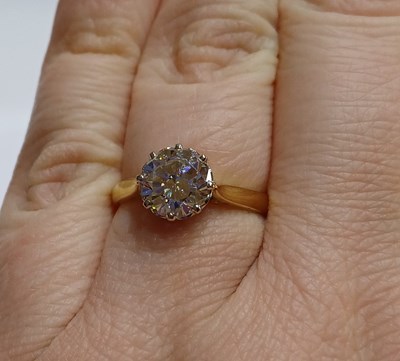 Lot 2235 - An 18 Carat Gold Diamond Solitaire Ring the...