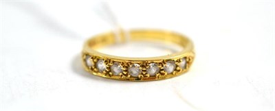 Lot 101 - An 18ct gold seven stone diamond ring, 0.50 carat approximately