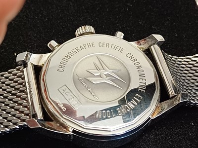 Lot 2174 - Breitling: A Stainless Steel Automatic...