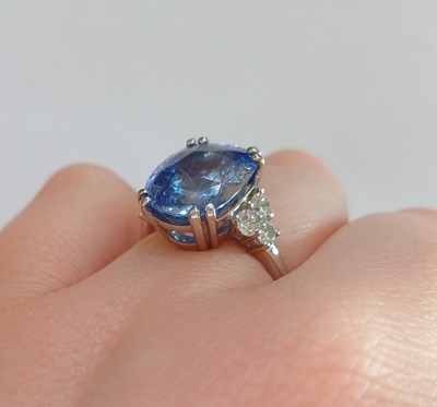 Lot 2291 - An 18 Carat White Gold Sapphire and Diamond...