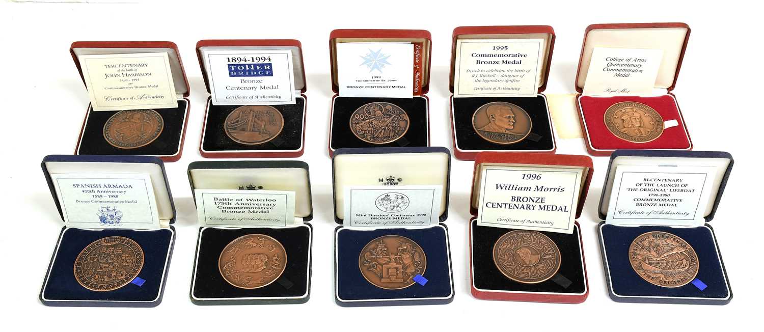 Lot 325 - 10x Royal Mint Bronze Commemorative Medals, to...
