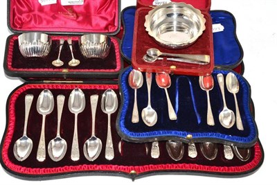 Lot 205 - A cased set of twelve silver teaspoons and tongs, cased pair of silver salts with spoons, cased...