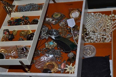 Lot 234 - A quantity of costume jewellery and a Seiko Bell-Matic wristwatch