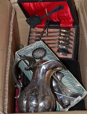 Lot 235 - Cased silver teaspoons, quantity of flatware and a plated jug