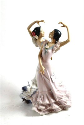 Lot 285 - Lladro group 'Ole' 05601, with box