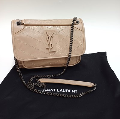 Lot 1020 - Saint Laurent Niki Baby Patent 'Vintage'...