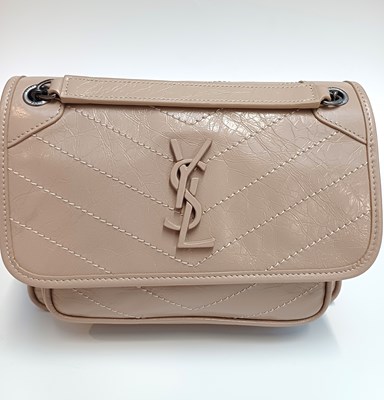 Lot 1020 - Saint Laurent Niki Baby Patent 'Vintage'...