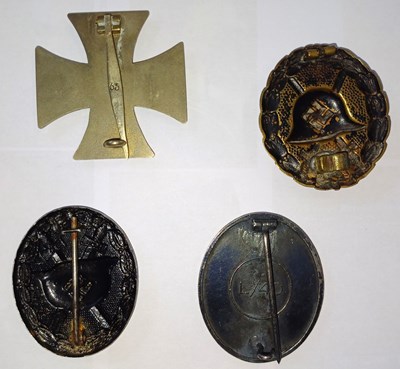 Lot 54 - A German 1939 Iron Cross, First Class, the...