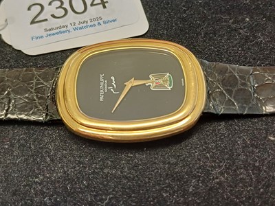 Lot 2304 - Patek Philippe: A Good 18 Carat Gold...