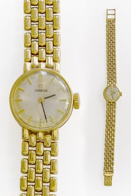 Lot 468 - A Lady's 9 Carat Gold Omega Wristwatch