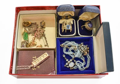 Lot 363 - A Small Collection of Jewellery, including a...