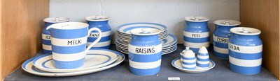 Lot 175 - T G Green Cornish Ware, six blue banded...