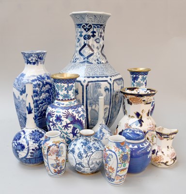 Lot 333 - A Collection of European and Oriental Ceramics...