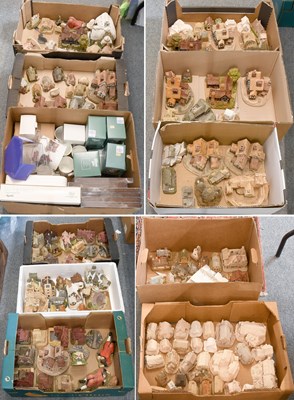 Lot 217 - Lilliput Lane: A large collection of unboxed...