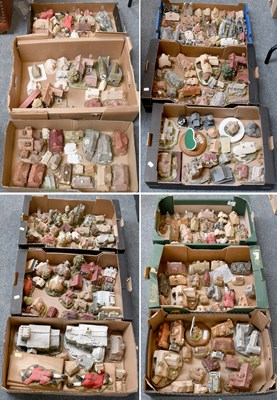 Lot 216 - Lilliput Lane: A large collection of unboxed...