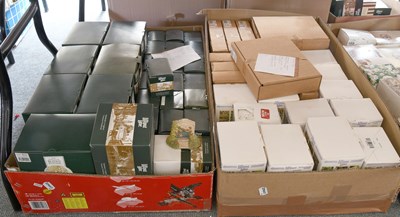 Lot 223 - Lilliput Lane: A large collection of boxed and...