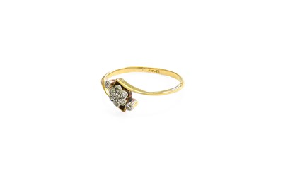 Lot 367 - An Early 20th Century Diamond Cluster Ring,...