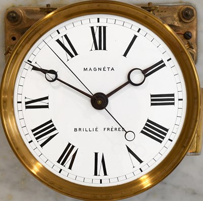 Lot 476 - A Magneta Brillie Freres Electric Centre...
