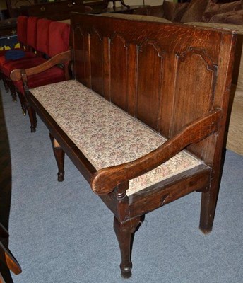 Lot 480 - 18th century oak settle