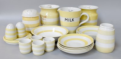 Lot 184 - T G Green Cornish Ware, a yellow banded...