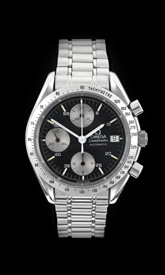 Lot 2260 - Omega: A Stainless Steel Automatic Calendar...