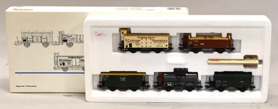 Lot 3260 - Marklin HO Gauge Wagon/Coach Sets