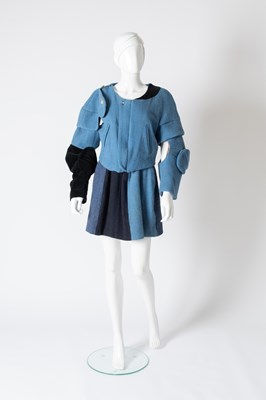 Lot Vivienne Westwood 'Time Machine Collection'...