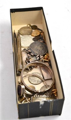 Lot 64 - Two 1822 crowns, an 1821 crown, a silver identity bracelet, decanter label, coins etc (quantity)
