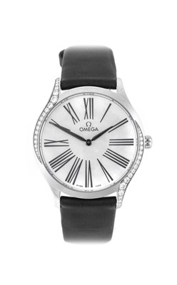 Lot 2290 - Omega: A Lady's Stainless Steel Diamond Set...