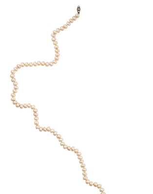 Lot 2407 - A Freshwater Cultured Pearl Necklace, with A...