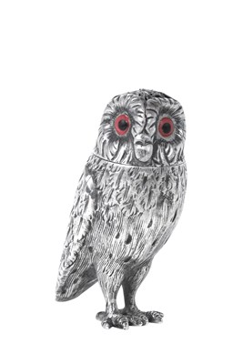 Lot 2182 - A Victorian Silver Novelty Pepperette