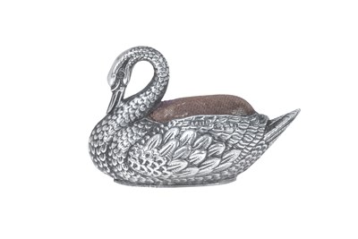 Lot 2180 - An Edward VII Novelty Silver Pin-Cushion