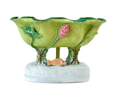 Lot 139 - A Chinese Porcelain Pedestal Bowl, Kangxi...