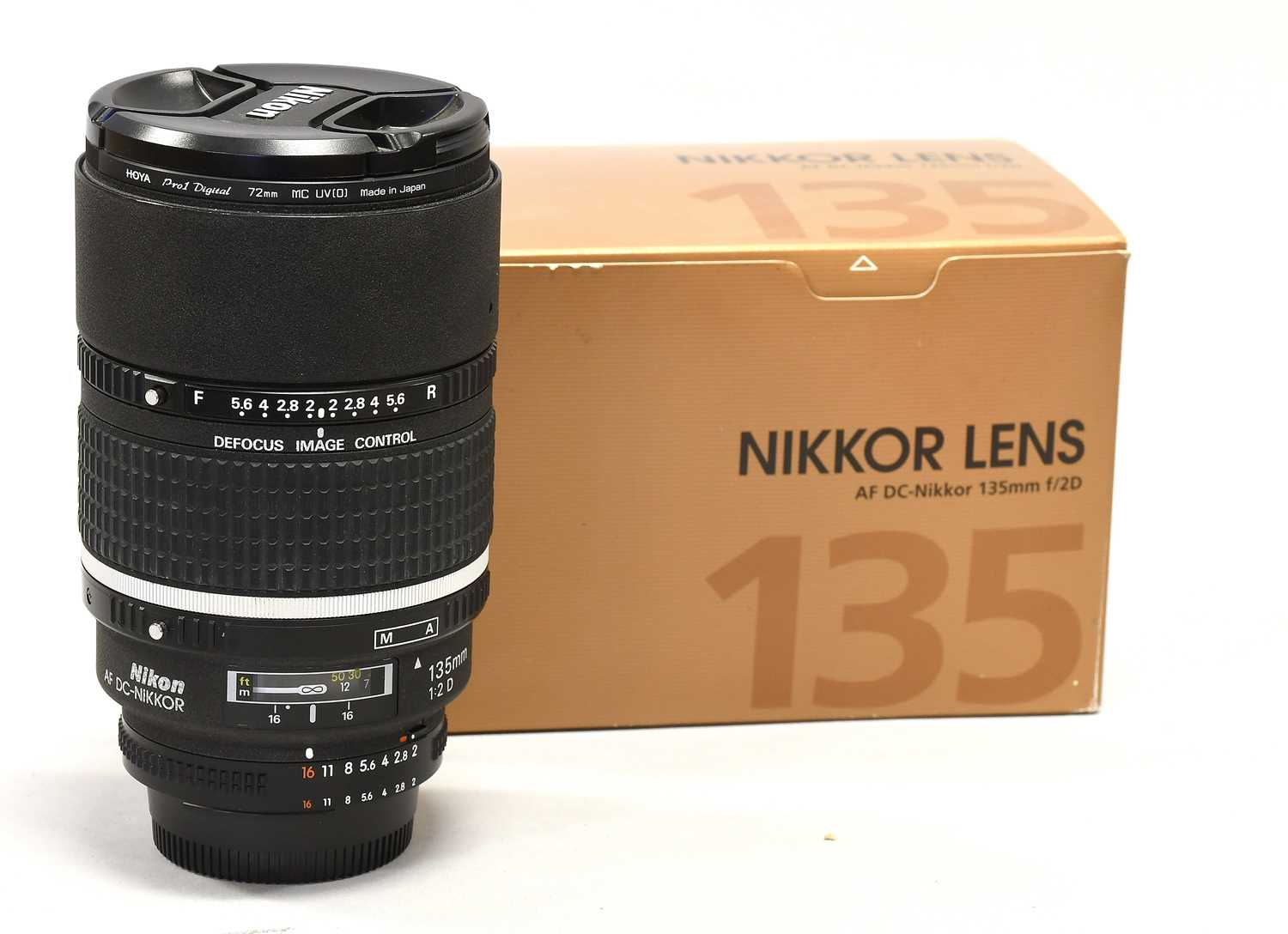 Lot 216 - Nikkor AF DC f2D 135mm Lens