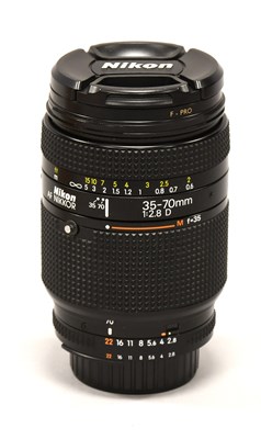 Lot 217 - Nikkor AF-D f2.8D 35-70mm Lens