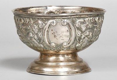 Lot 55 - An Edward VII Silver Bowl, by George Nathan...