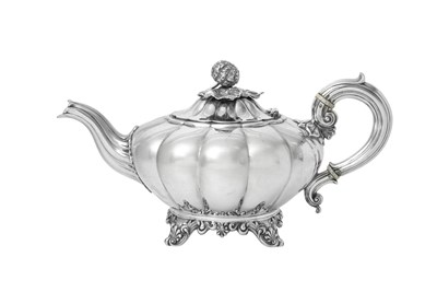 Lot 2210 - A Victorian Silver Teapot