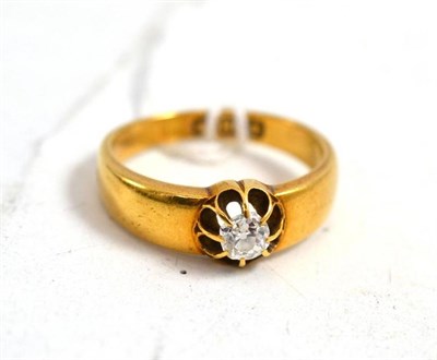 Lot 345 - A gentleman's 18ct gold diamond solitaire ring