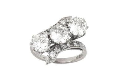 Lot 2090 - An 18 Carat White Gold Diamond Three Stone...