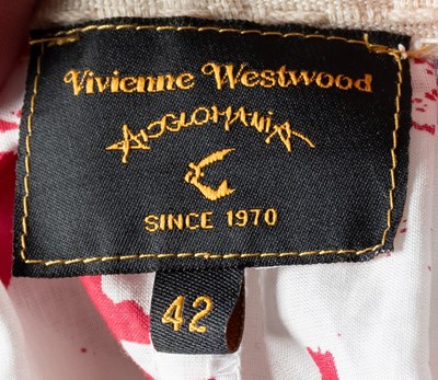 Lot Vivienne Westwood After 'Punkature Collection'...
