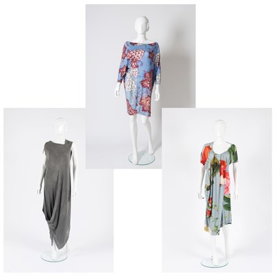 Lot 2054 - Vivienne Westwood Blue Pink Rose Printed...