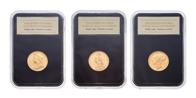 Lot 305 - 3x Victoria, Sovereigns, to include; 1880M,...