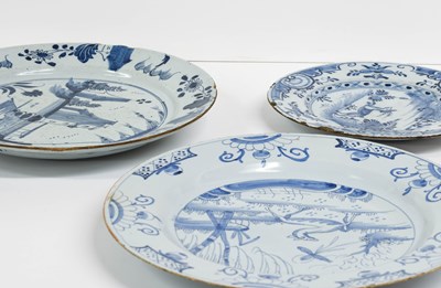Lot 254 - An English Delft Dish, circa 1750, painted in...